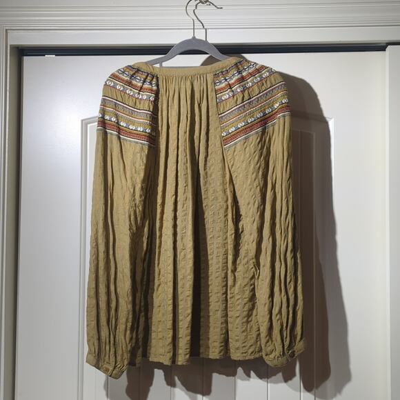 Rachel Zoe Gold Ruched Aztec Design Embroidered V Neck Top Women's Size L - Picture 4 of 9